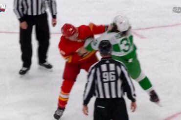 Matthew Tkachuk Drops The Gloves With Justin Holl