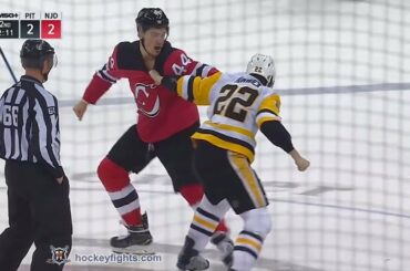 Matt Hunwick vs Miles Wood Mar 29, 2018