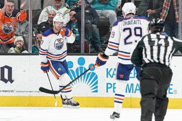 Tenacious McDavid feeds Draisaitl for snipe 💥