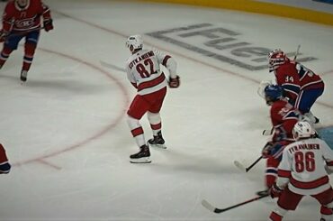 Jesperi Kotkaniemi Scores In His return To The Bell Centre For The 3-1 Hurricanes Lead