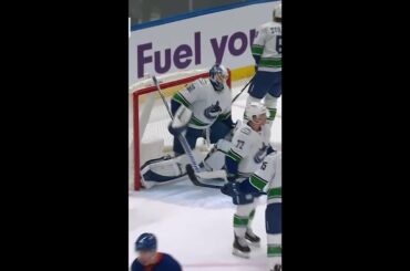 Bo Horvat REVENGE GOAL vs Vancouver Canucks #shorts