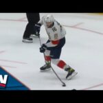 Panthers' Aleksander Barkov Fools Capitals' Darcy Kuemper With Sneaky No-Look Shot