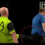 Michael van Gerwen kicks Cameron Menzies' Ass after Crazy Leg - 2022 PDC Player's Championship