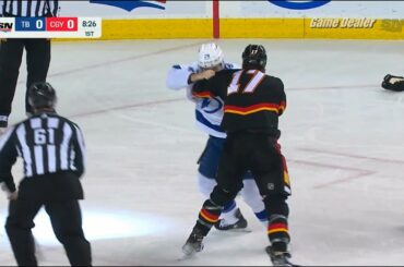 Ian Cole vs Milan Lucic FIGHT, Lightning @ Flames Jan 21 2023