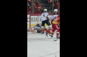 John Gibson FLASHES GLOVE On Tyler Toffoli #shorts