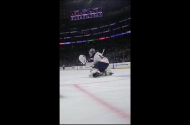 Columbus Goalie SPRAWLING Save vs Kings #shorts