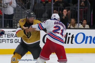 Barclay Goodrow vs Keegan Kolesar Dec 7, 2022