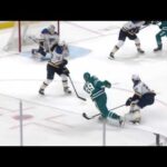 Alex Barabanov gets an assists on Couture's goal vs Blues (2 mar 2023)