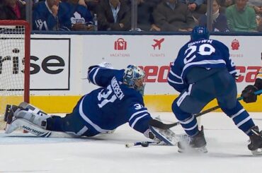 Frederik Andersen makes daring poke check to rob David Krejci