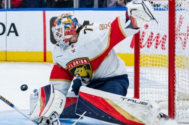 Bobrovsky's vintage 3rd leads Panthers to Game 2 win