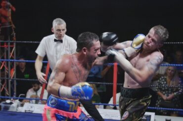 WBU World Title Fight - Benny May v Jack Thompson  - Rounds 1-6 - Great Fight!