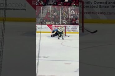 Sammy Walker gets robbed in a shootout