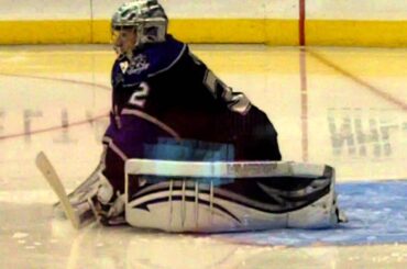 Jonathan Quick LA Kings Warmup Stretch 3/26/11