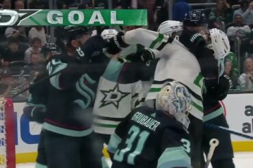 Radek Faksa assists on Kiviranta's goal vs Kraken in game 6 (5/13/23)