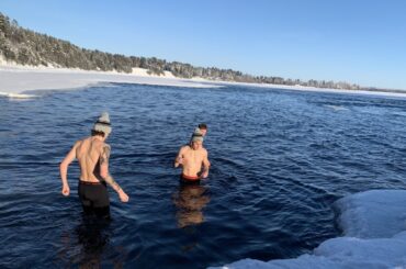 Winter Swimming with Juhani Tyrväinen