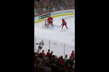 Hurricanes PA announcer after 3rd OT: 'I'm so, so sorry' 🤣