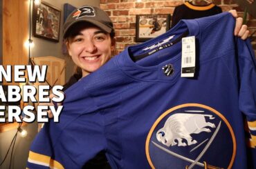 Unboxing the NEW Royal Blue Buffalo Sabres Jersey!