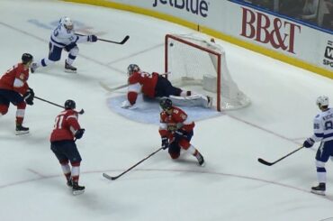 Brayden Point buries OT winner on power play