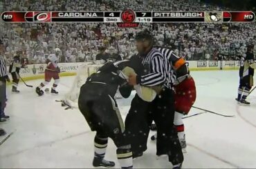 [HD] Hurricanes @ Penguins Kris Letang vs Tim Gleason & Miroslav Satan vs Patrick Eaves