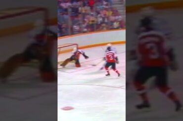 Gretzky's 1st period hatty 🧢 Gm.3 Stanley Cup Memories | EDM - 1985