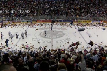 Hershey Bears collect 34,798 toys to set new Teddy Bear Toss record