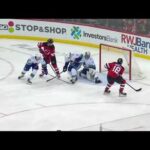 Yegor Sharangovich assists on Ryan Graves's goal vs Canucks (28 feb 2022)