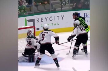 Radek Faksa scores 2 goals vs Arizona Coyotes 1/21