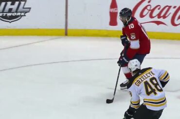 Anthony Duclair's beautiful acrobatic goal gives the Panthers a 3-1 lead over the Bruins