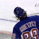 Wayne Gretzky's Last Goal Against The Buffalo Sabres - 11/28/97