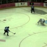 10/27/2012: Willie Coetzee penalty shot vs. Scott Wedgewood