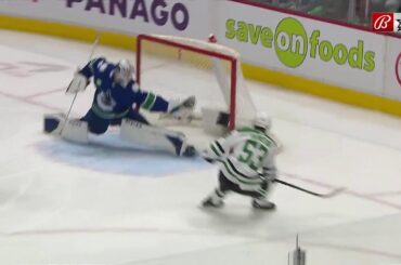 HIGHLIGHTS: Wyatt Johnston Scores First for Stars in Vancouver