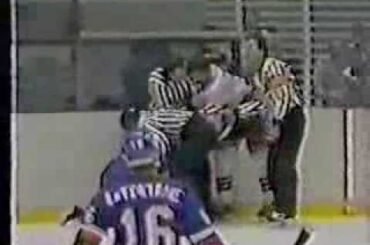 Nick Fotiu vs Gord Dineen March 24, 1985