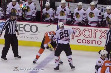 Bryan Bickell vs Wayne Simmonds Mar 18, 2014