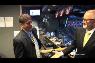 Columbus Blue Jackets announcer Greg Murray rocks Nationwide Arena