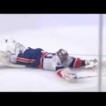 Semyon Varlamov Dive After Win vs Tampa Bay Lightning | NYI 2 - 1 TBL