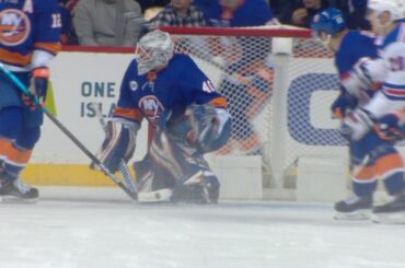 Robin Lehner and Johnny Boychuk keep Rangers at bay