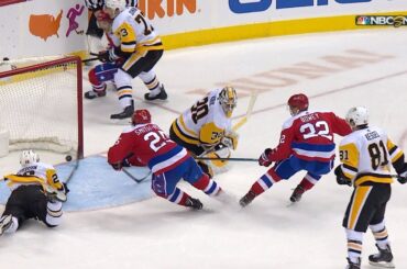 Marcus Pettersson dives to keep out the tying goal