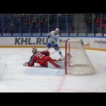 Fedotov saves on Shipachyov shot