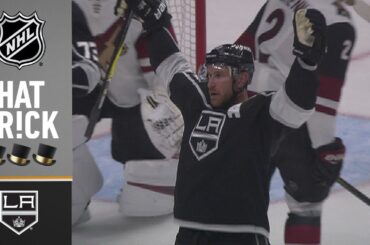 Jeff Carter earns sixth career hat trick in 900th NHL game