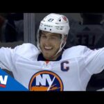 Pretty Passing Play By Islanders Leads To Anders Lee Goal