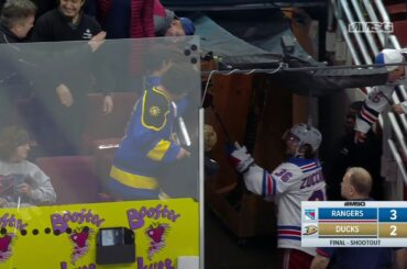 Zuccarello Gives His Stick To Kid in Crowd | New York Rangers