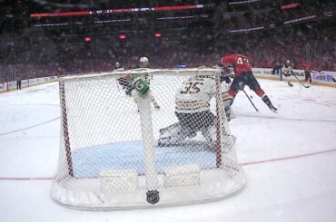 Tom Wilson scores on unique deflection between own legs