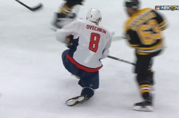 Brad Marchand and Alex Ovechkin exchange hits in 3rd period of Game 4 5/21/21