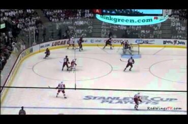 Darren Helm Hit / Patrick Eaves Goal 04/20/11