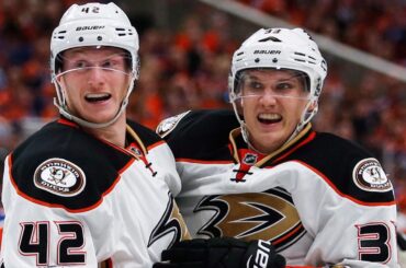 Silfverberg scores twice as Ducks take down Oilers in Game 3