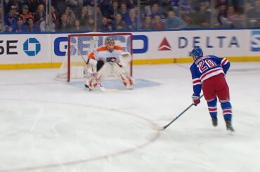 Kevin Hayes spins and feeds Kreider for beautiful opening goal