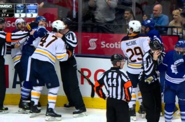 Gotta See It: Leafs fan texting during Kadri, Bogosian fight