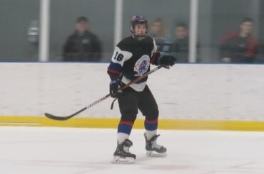 Carter Timmins of the U16 Southern Tier Admirals vs the Halton Hurricanes