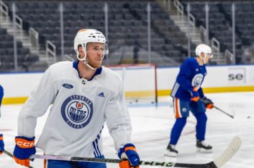 What The Oilers Are Doing Should SCARE The Entire NHL..