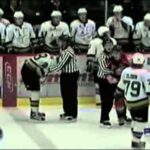 Anthony Mantha vs Dillon Fournier Dec 7, 2012